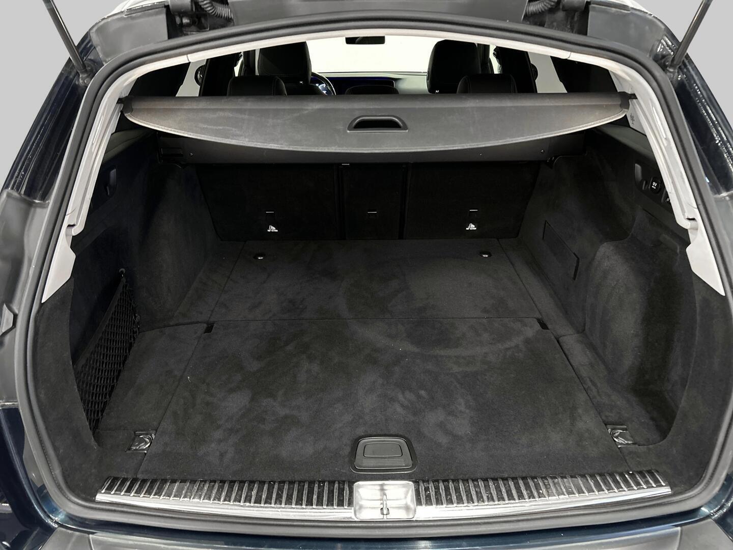 MERCEDES-BENZ E 2017