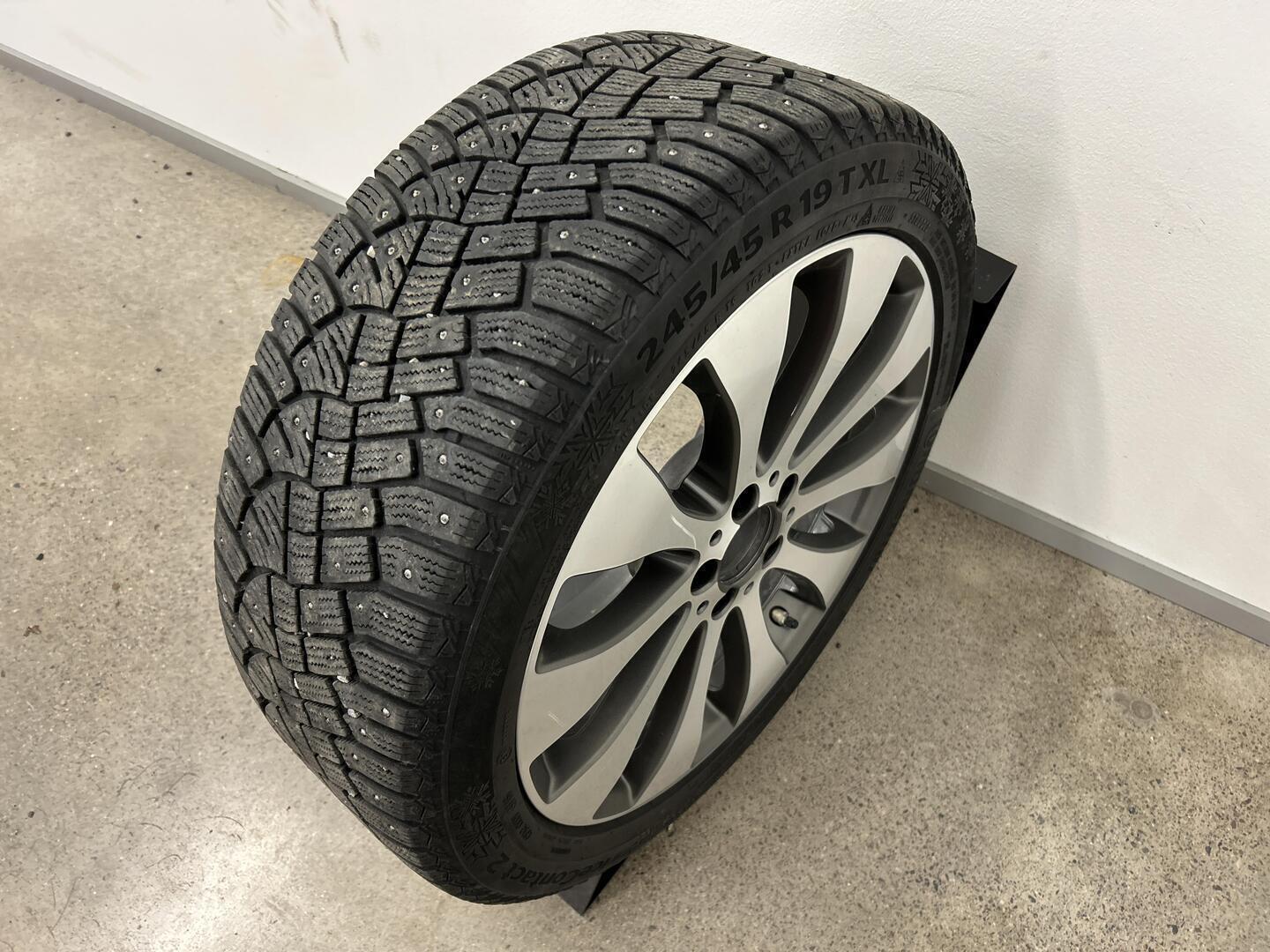 MERCEDES-BENZ E 2017