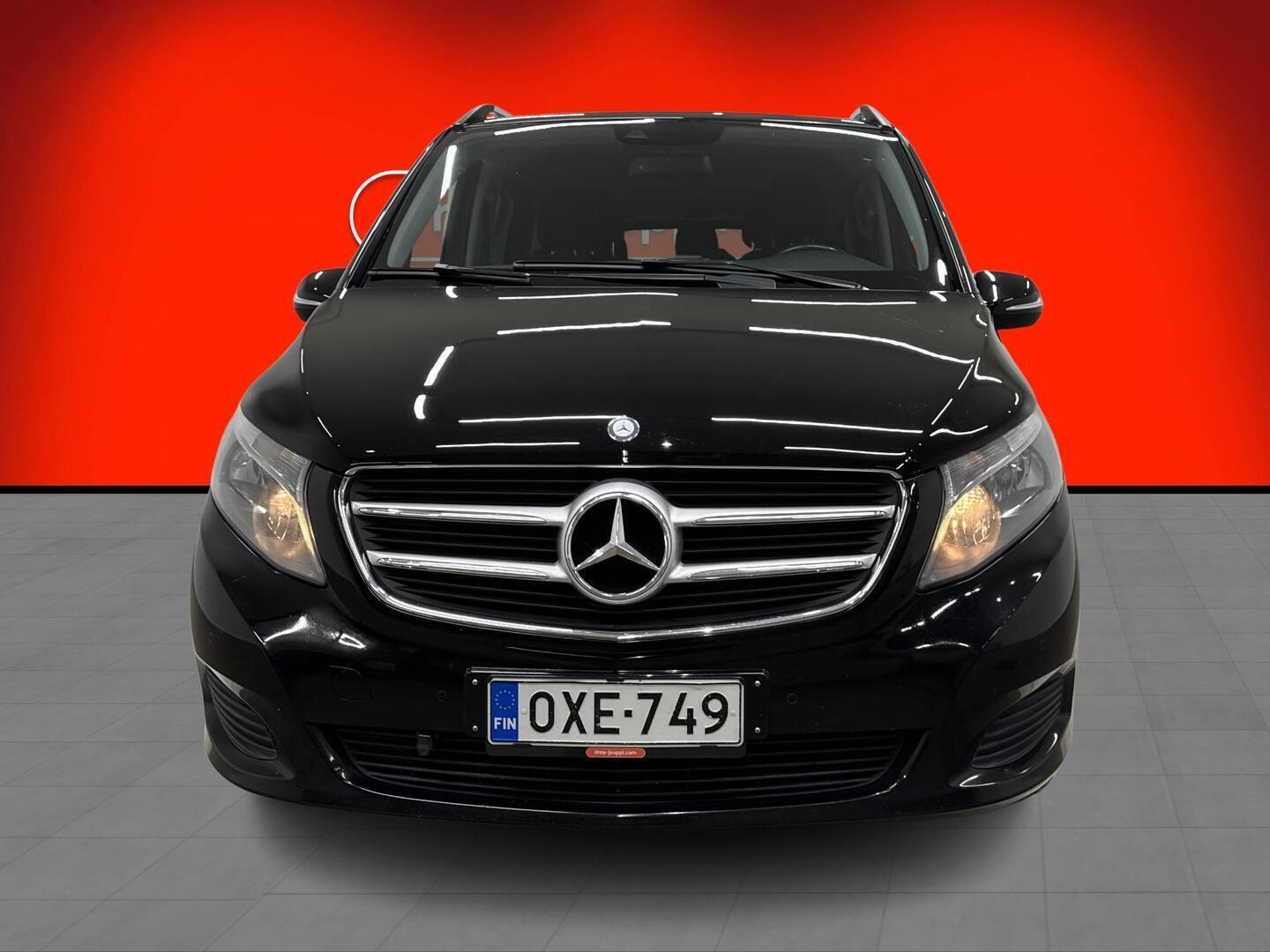 MERCEDES-BENZ V 2015