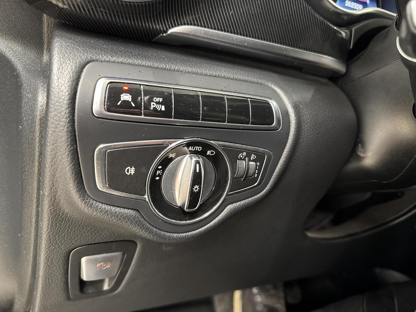 MERCEDES-BENZ V 2015