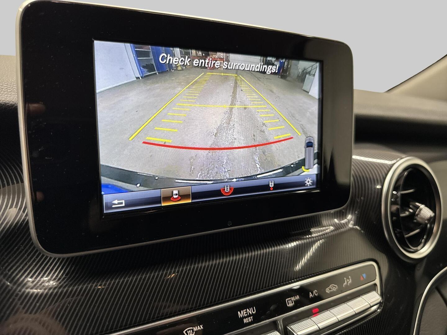 MERCEDES-BENZ V 2015