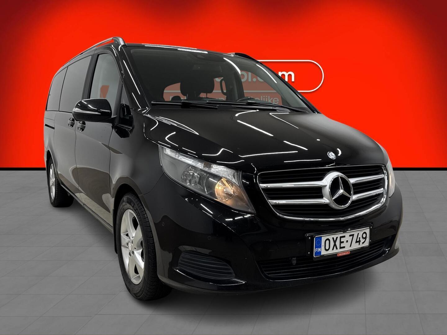 MERCEDES-BENZ V 2015