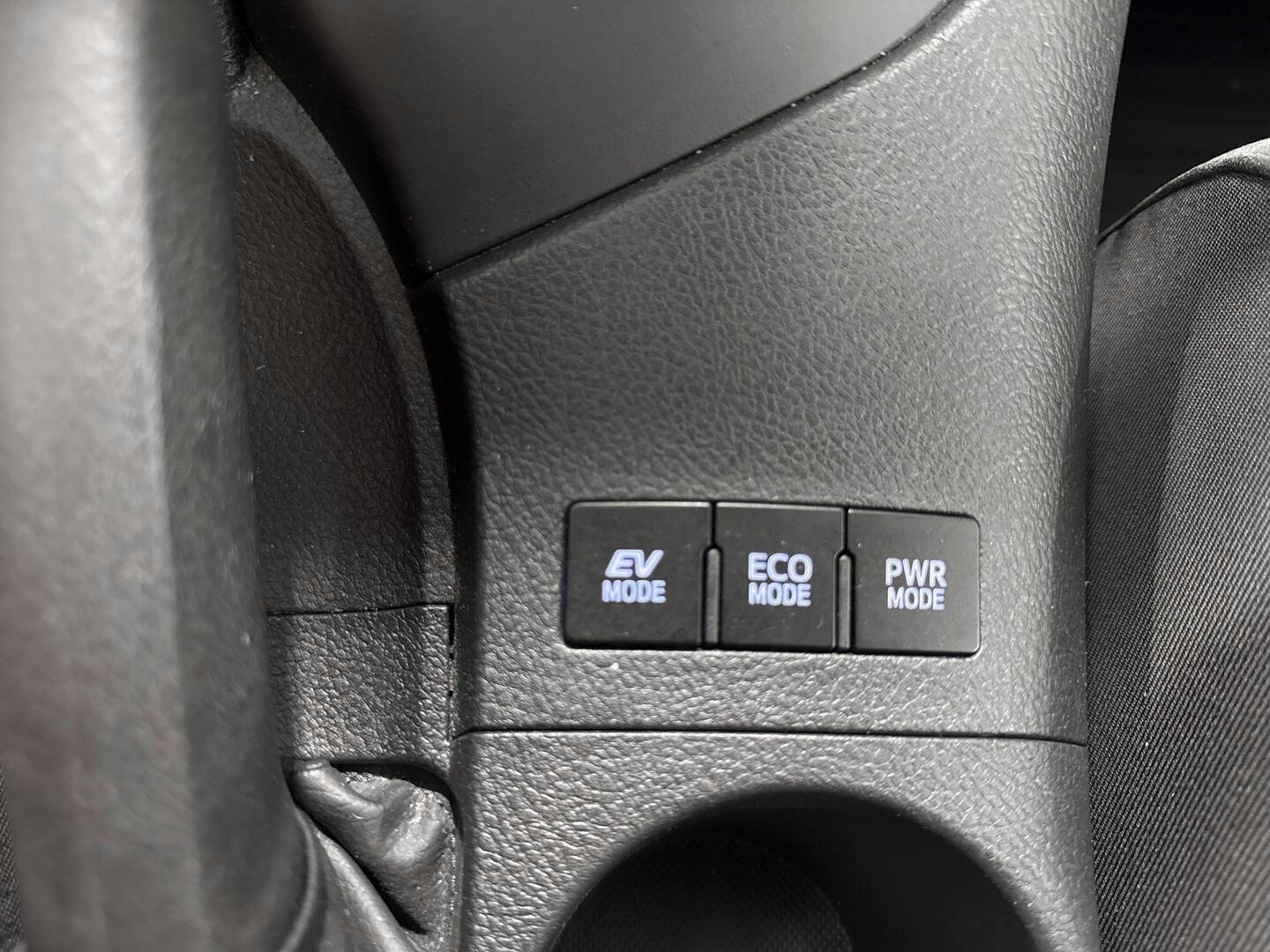 TOYOTA Auris 2018