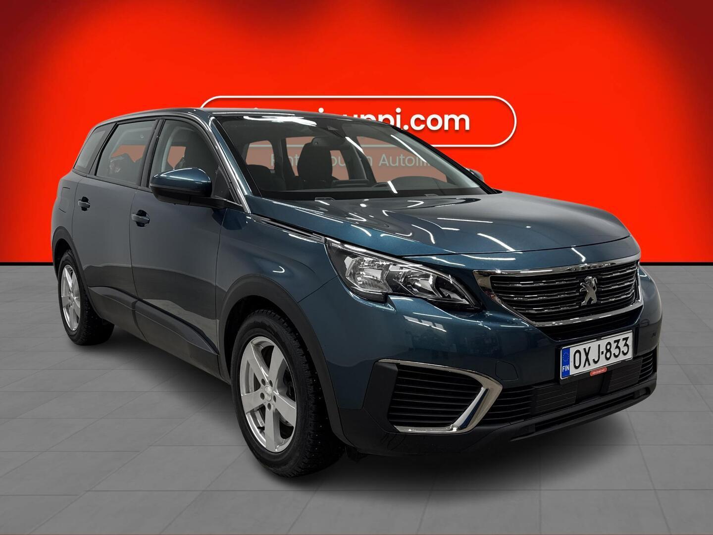 PEUGEOT 5008 2018
