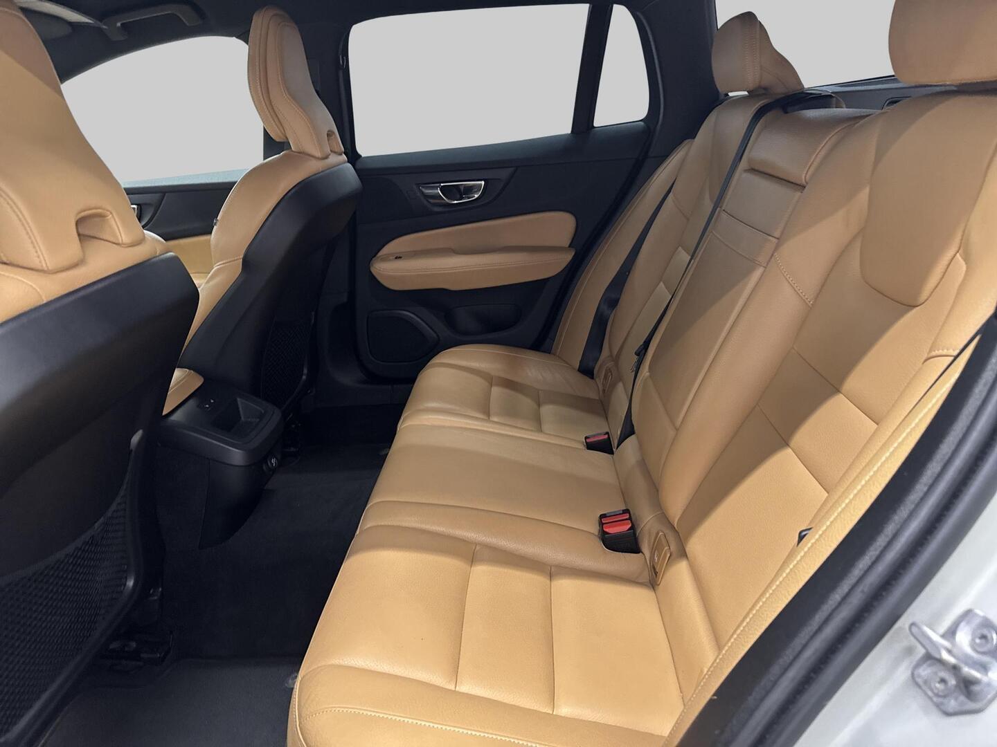VOLVO V60 2019