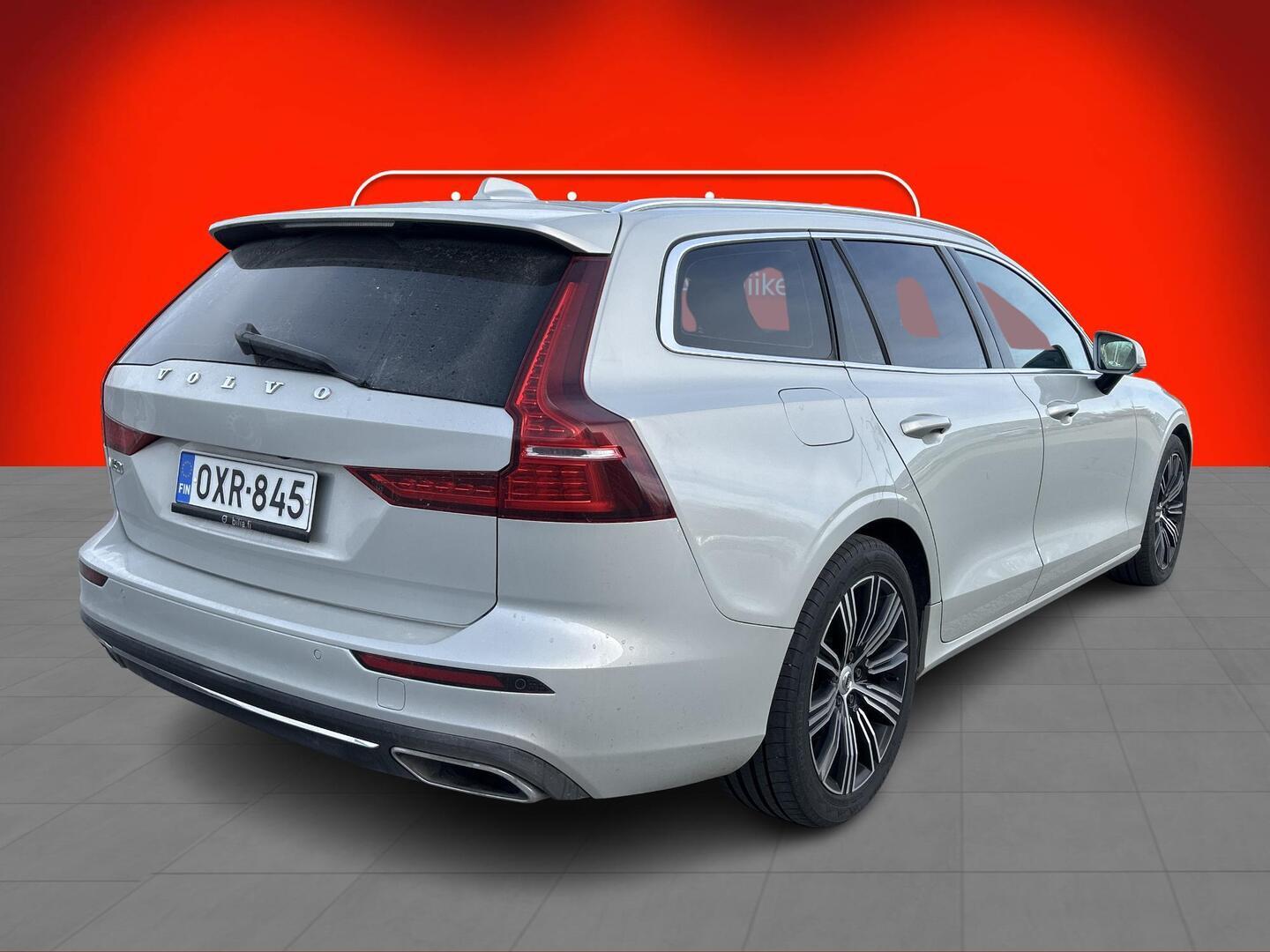 VOLVO V60 2019
