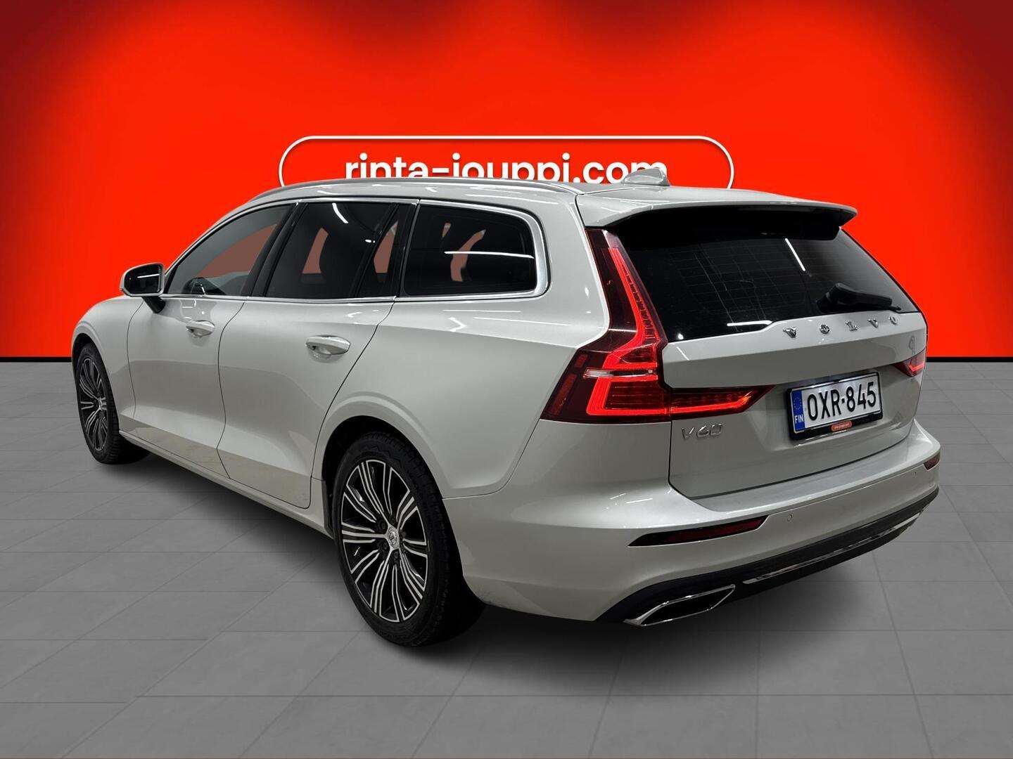 VOLVO V60 2019