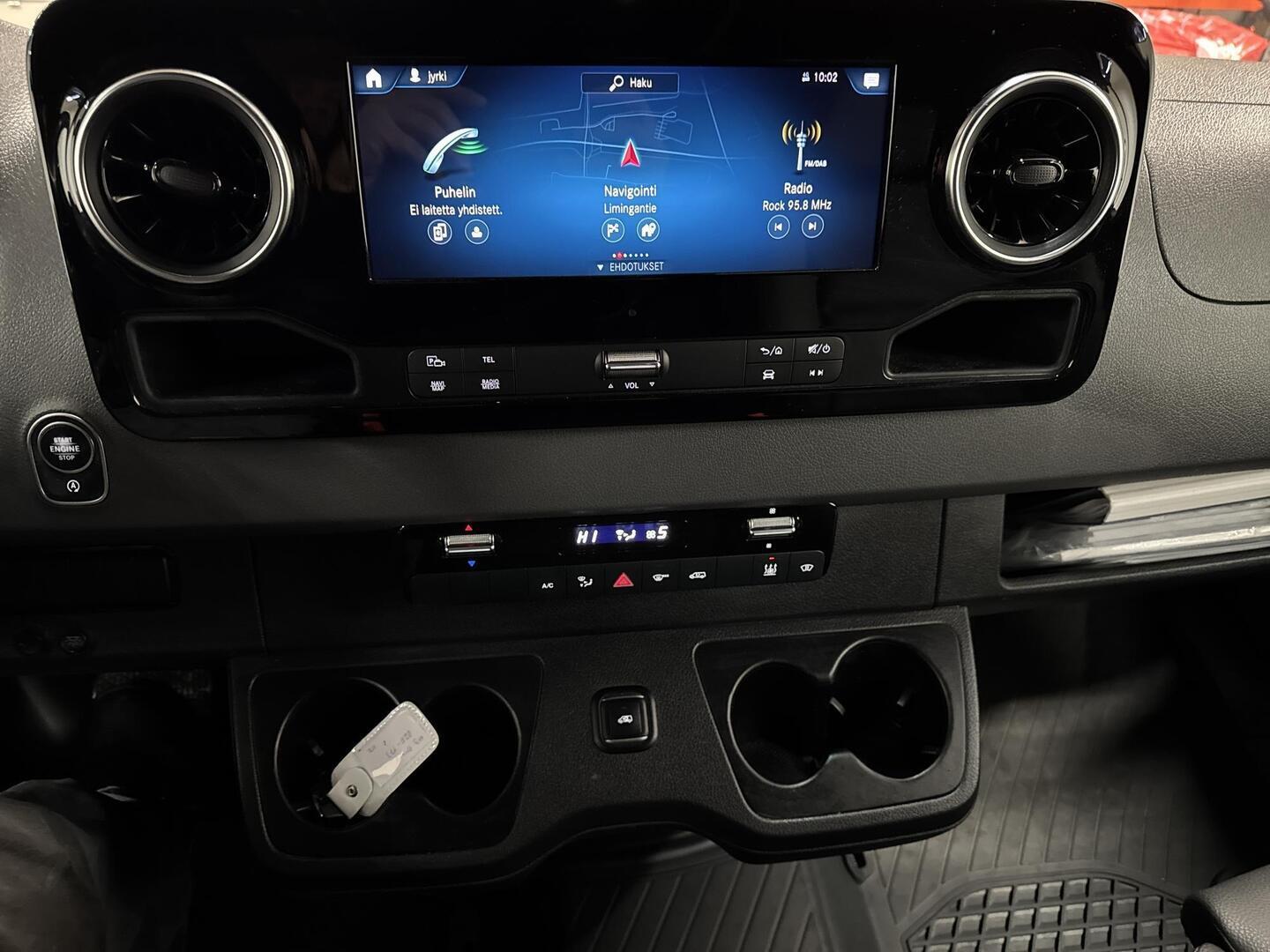 MERCEDES-BENZ Sprinter 2021