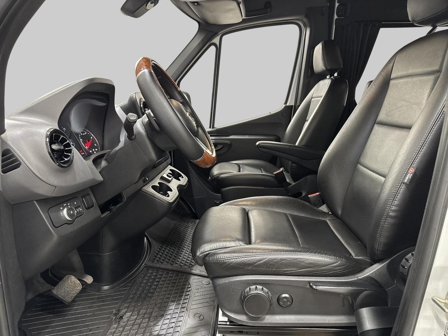 MERCEDES-BENZ SPRINTER 2019