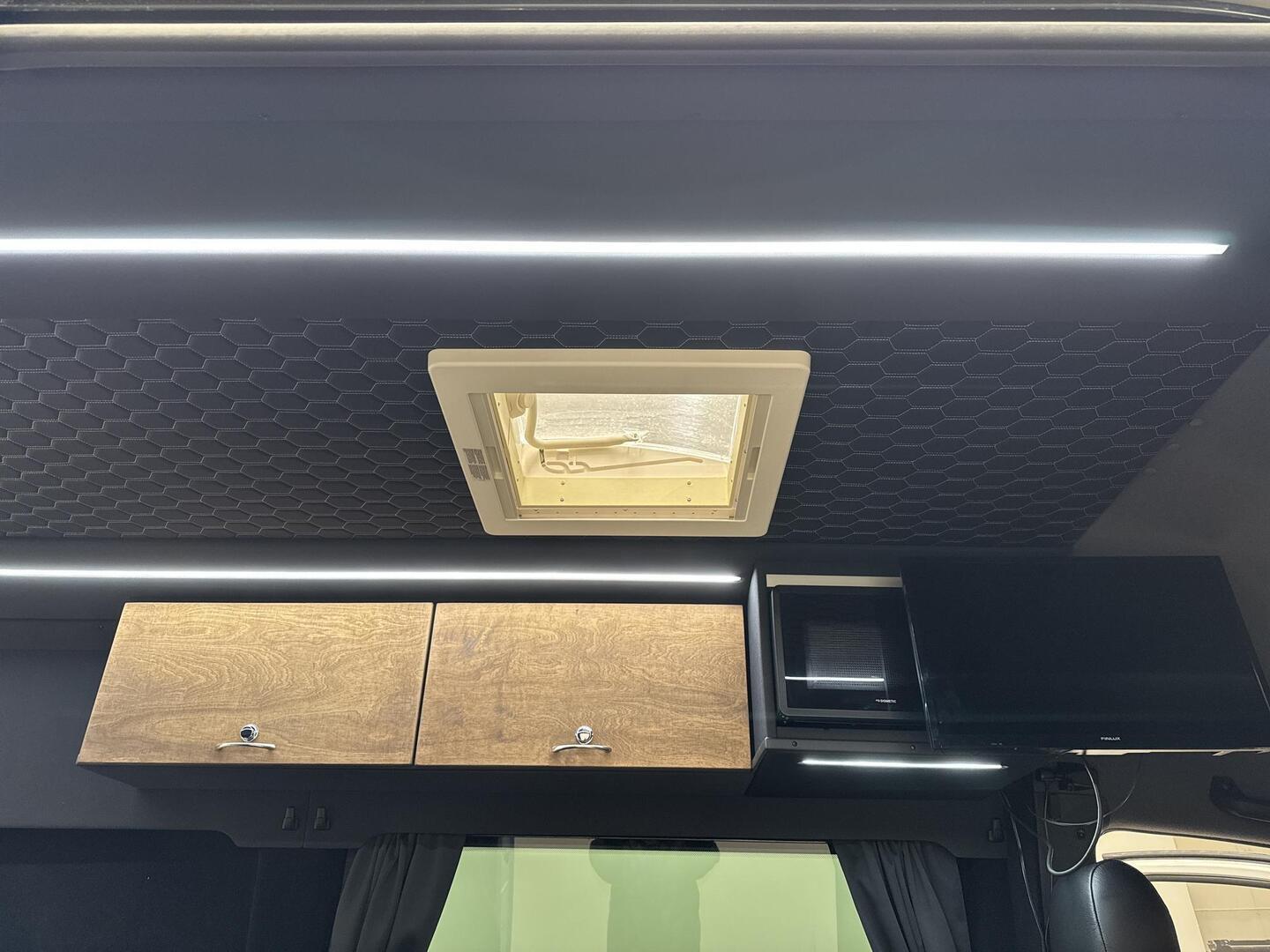 MERCEDES-BENZ SPRINTER 2019