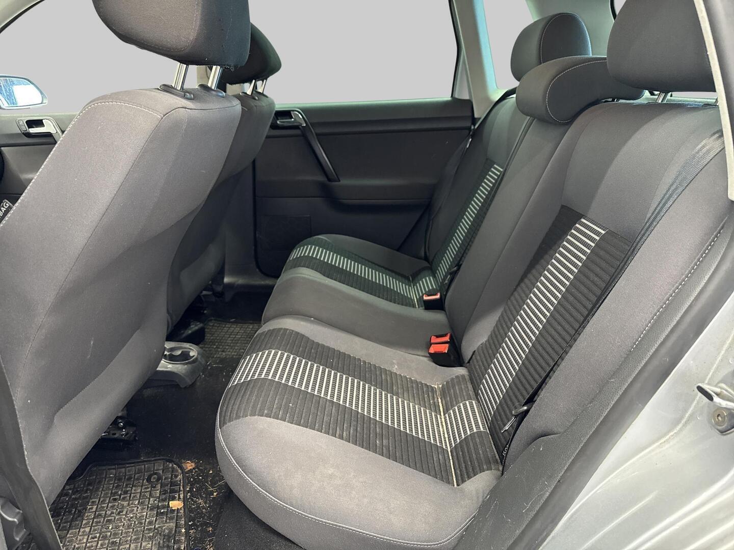 VOLKSWAGEN Polo 2009