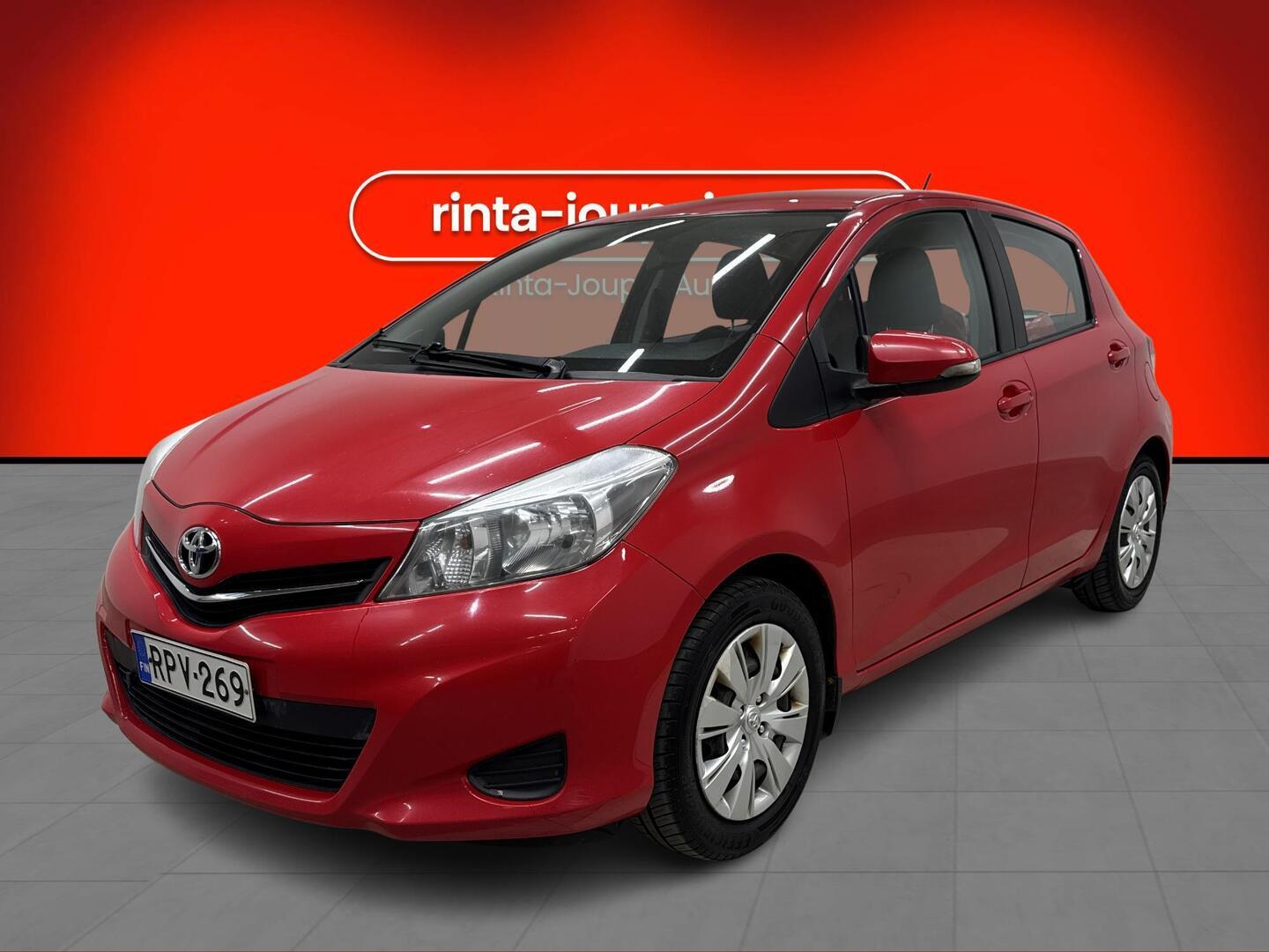 TOYOTA Yaris 2012