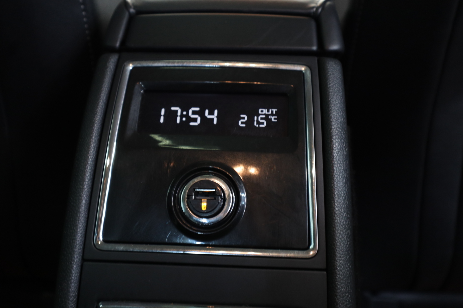 SKODA Superb 2012