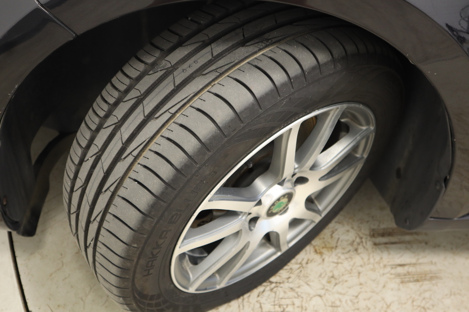 SKODA Superb 2012
