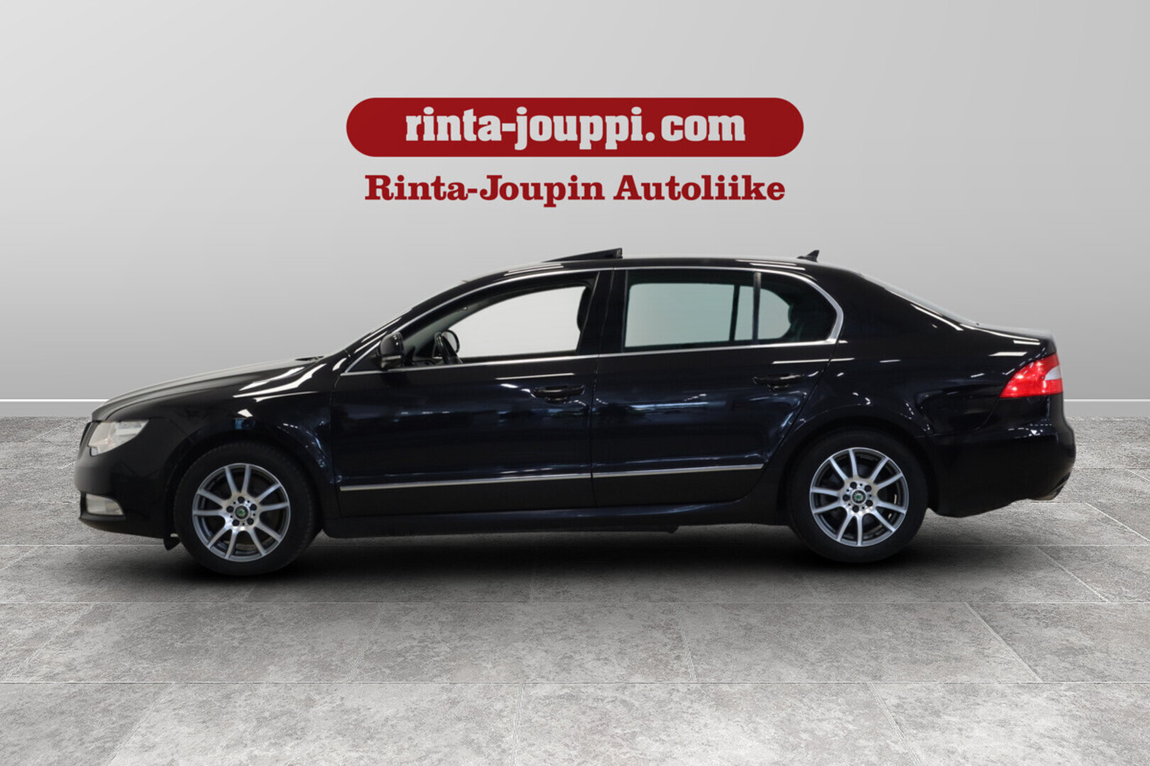SKODA Superb 2012