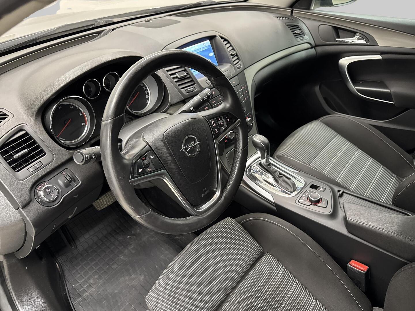 OPEL INSIGNIA 2013