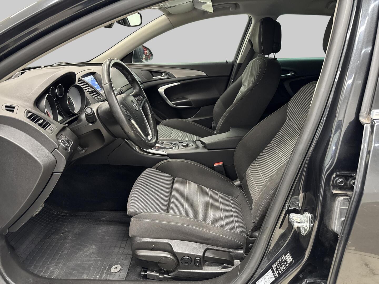 OPEL INSIGNIA 2013