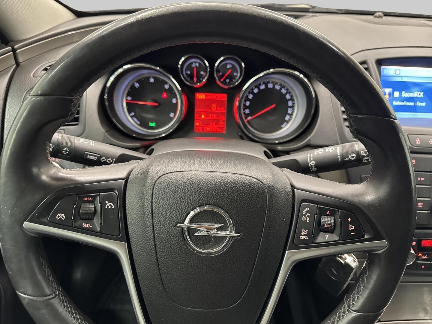 OPEL INSIGNIA 2013