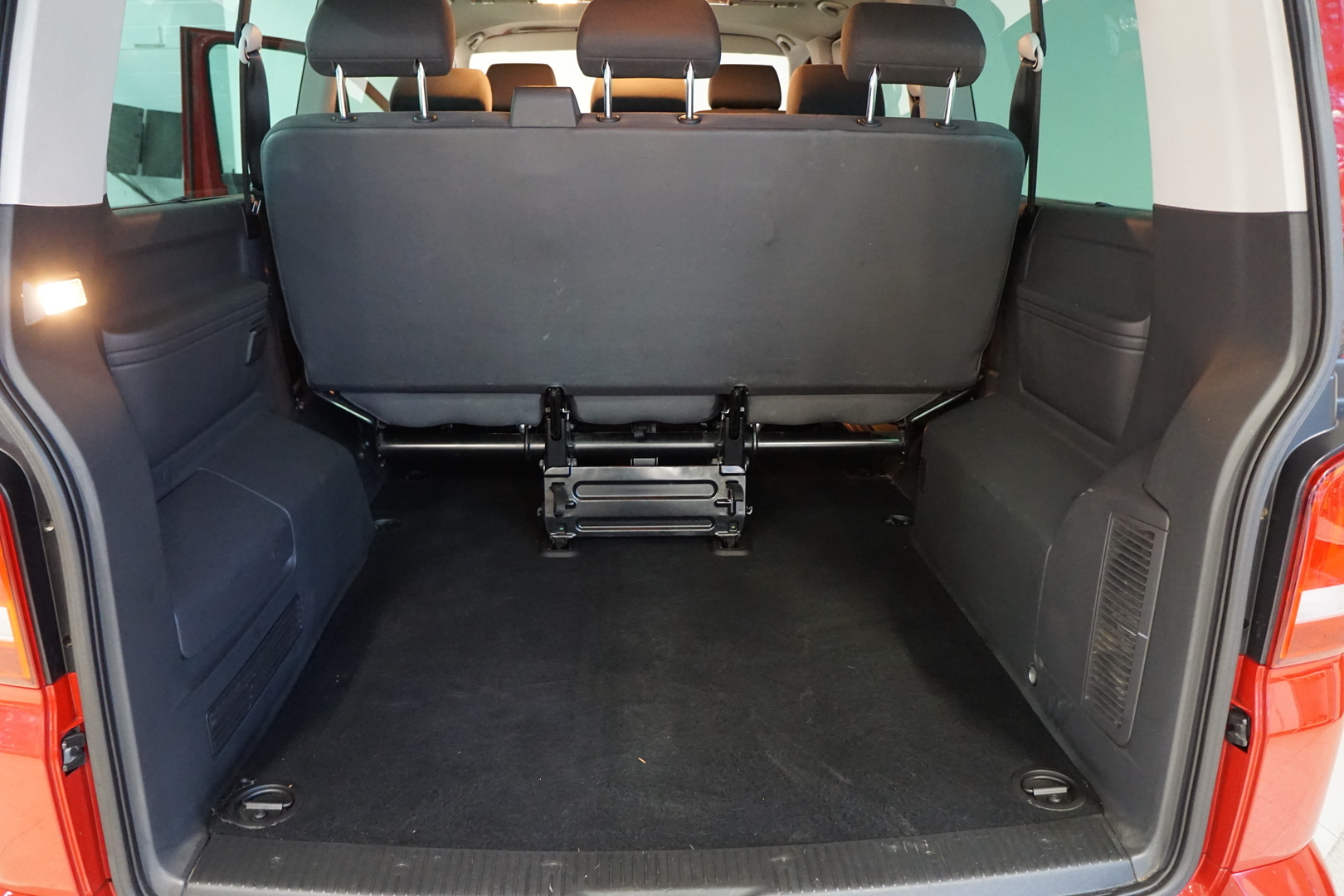 VOLKSWAGEN Caravelle 2010