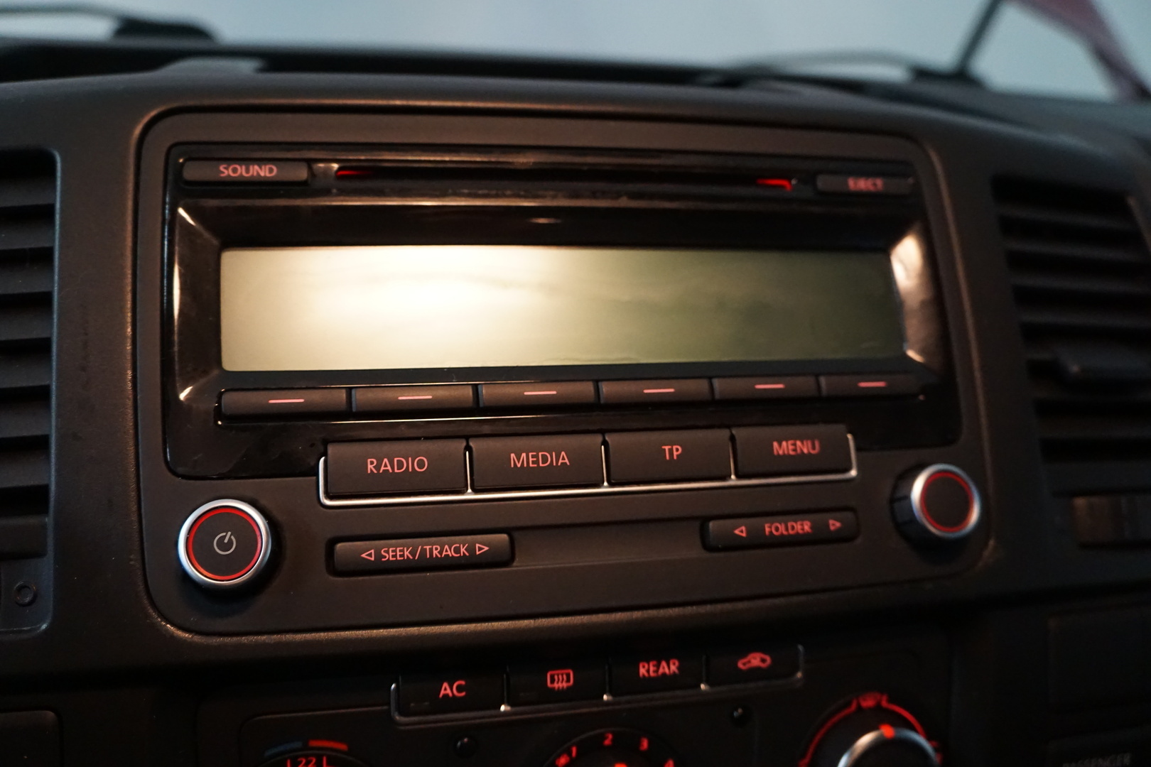 VOLKSWAGEN Caravelle 2010