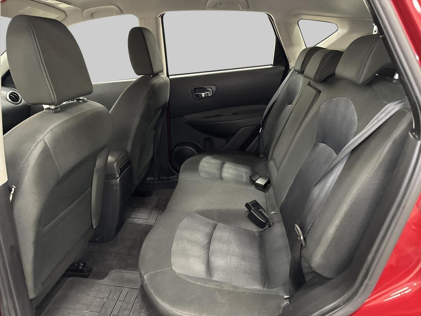 NISSAN Qashqai 2011