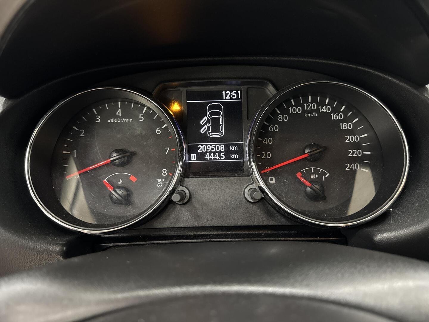 NISSAN Qashqai 2011