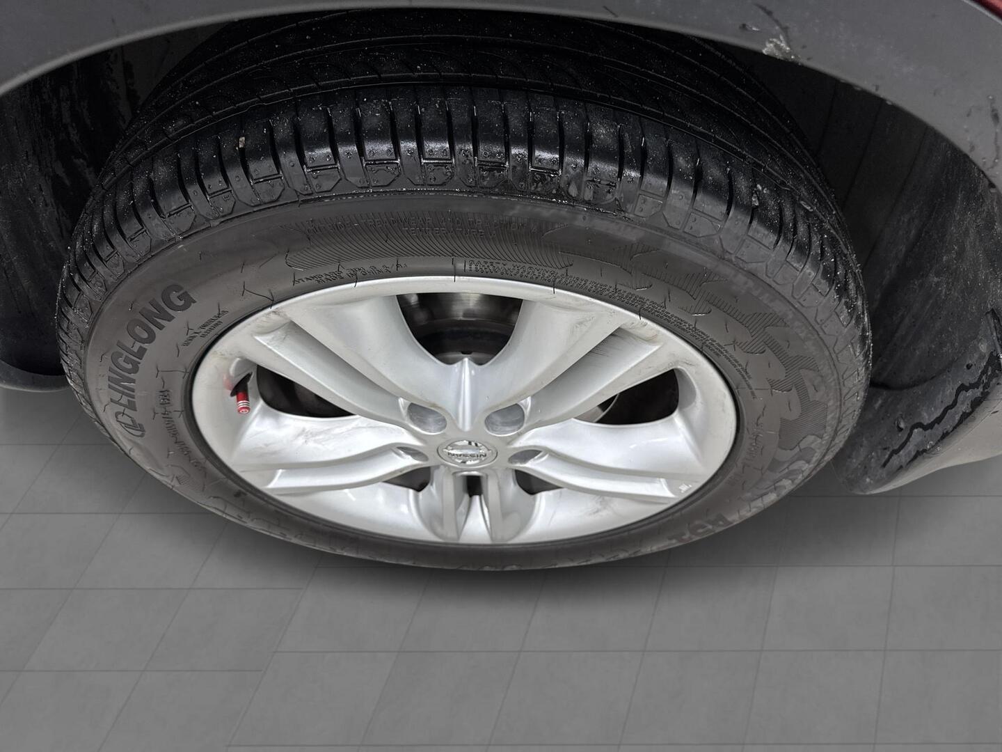 NISSAN Qashqai 2011
