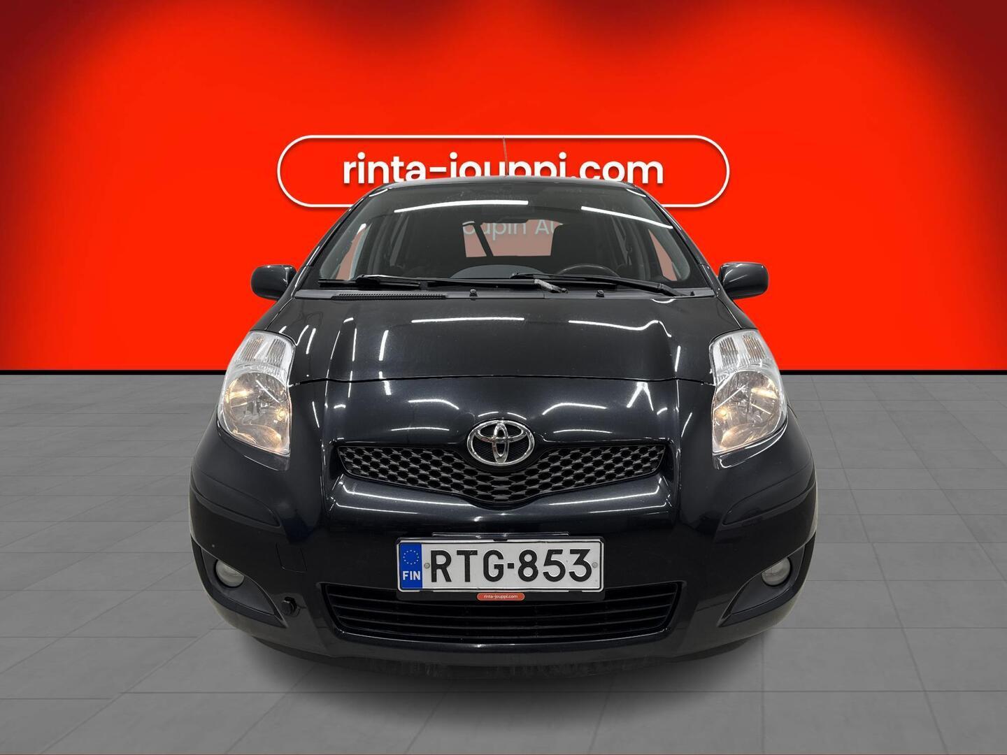 TOYOTA Yaris 2009
