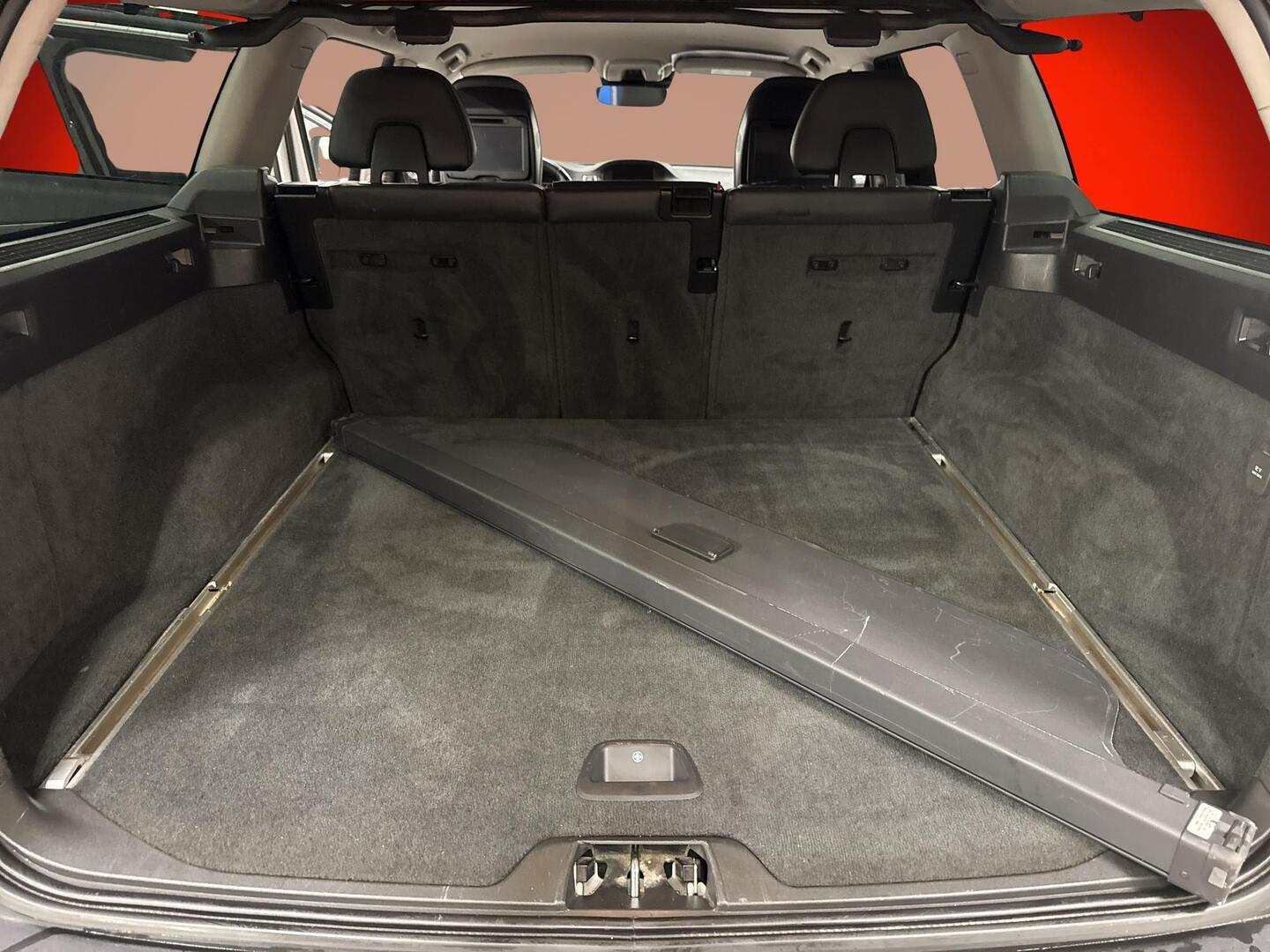 VOLVO XC70 2015