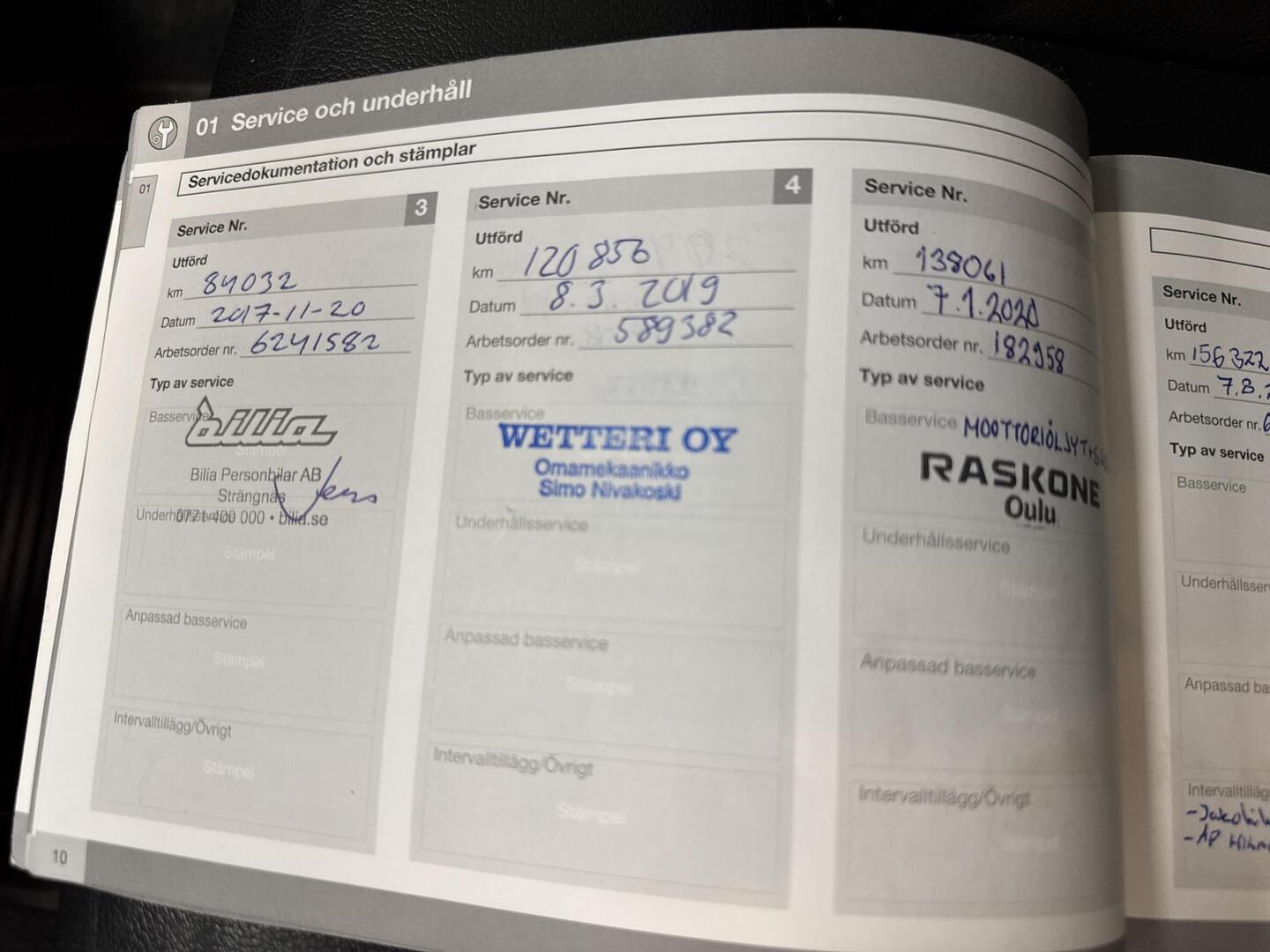 VOLVO XC70 2015