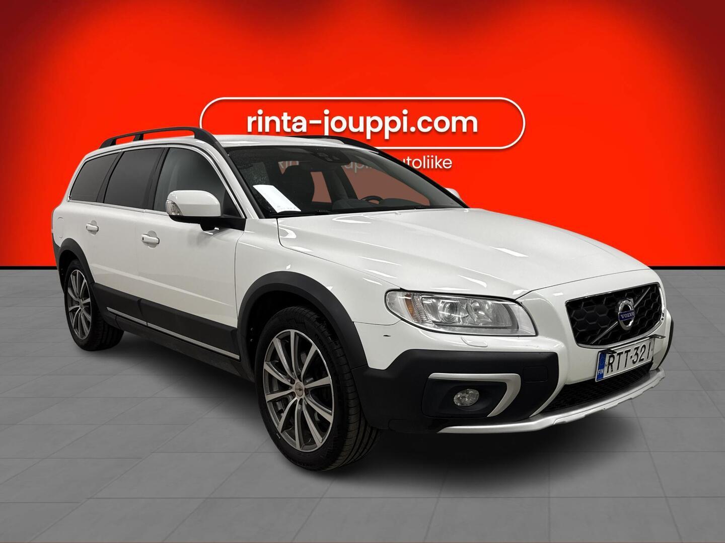 VOLVO XC70 2015