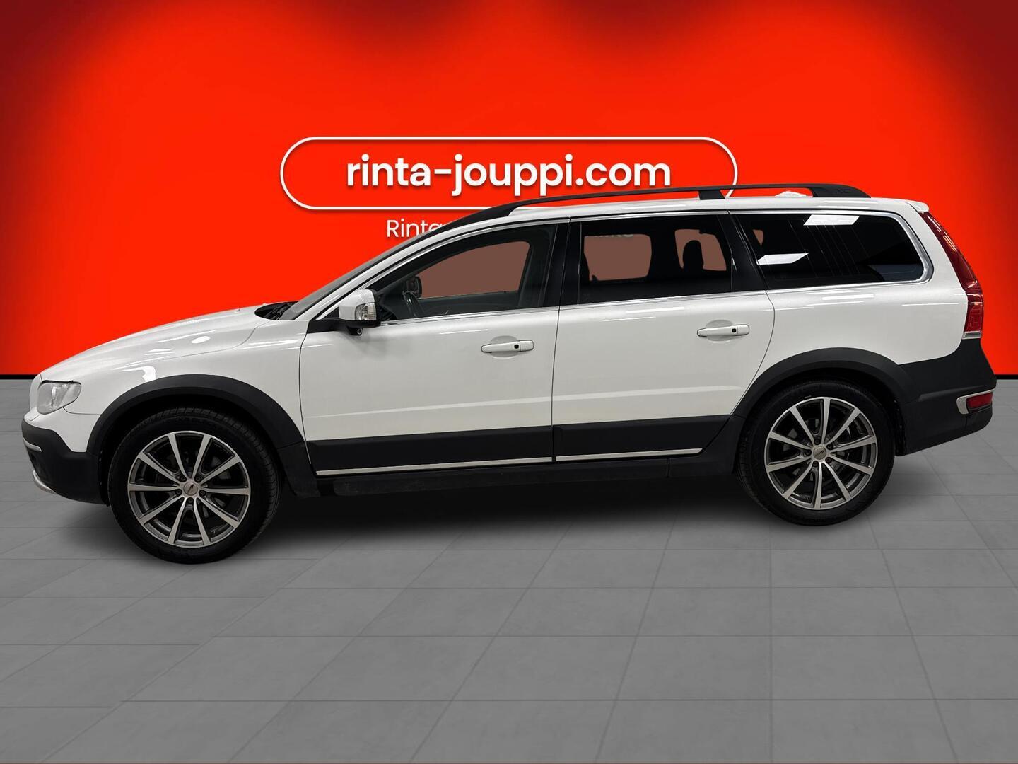 VOLVO XC70 2015