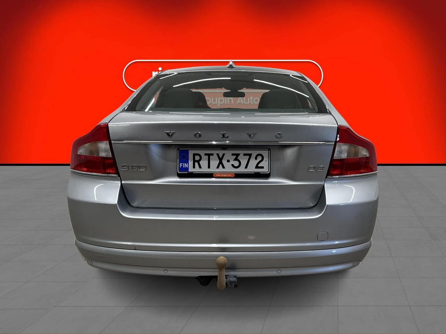 VOLVO S80 2011