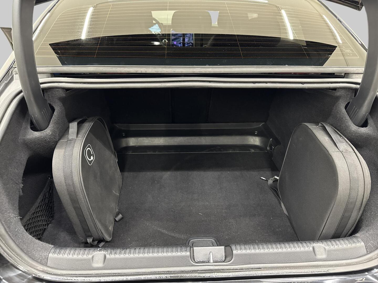 MERCEDES-BENZ EQE 2023