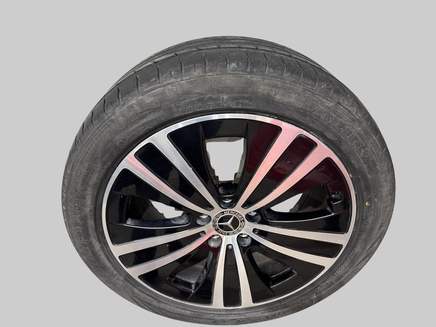 MERCEDES-BENZ EQE 2023