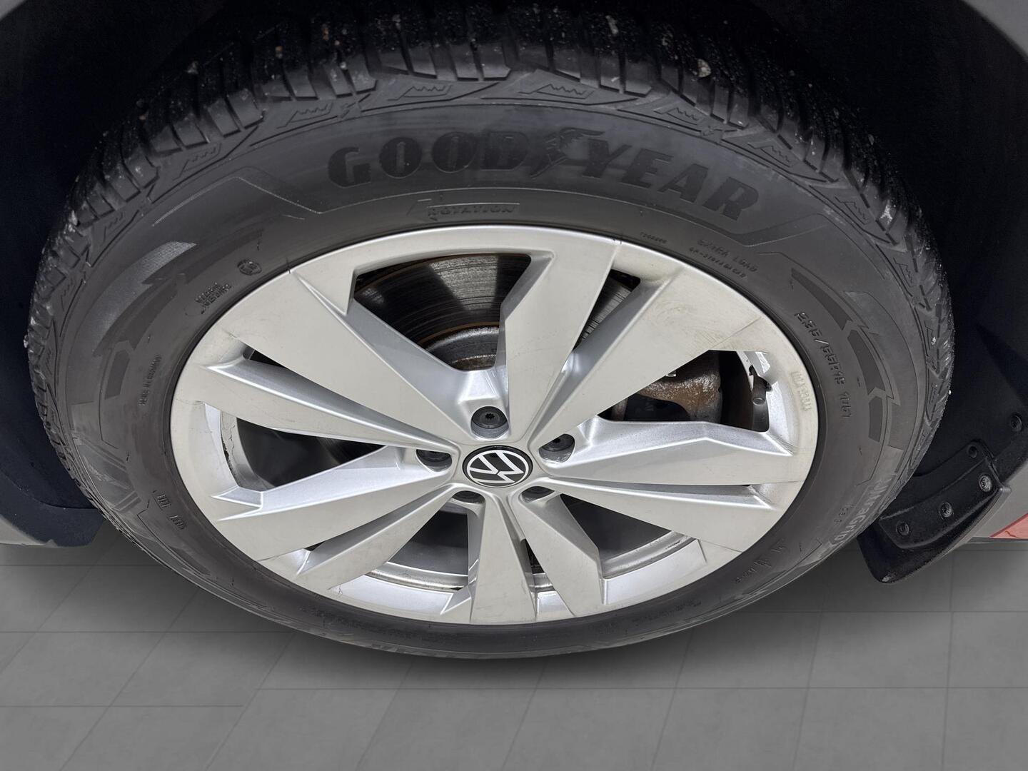 VOLKSWAGEN ID.4 2023