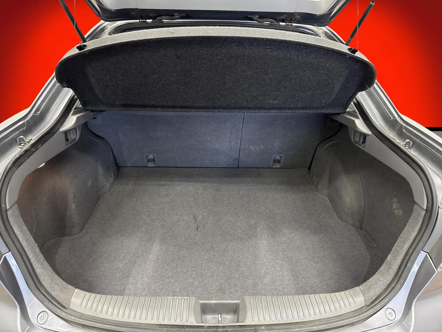 MAZDA 6 2002