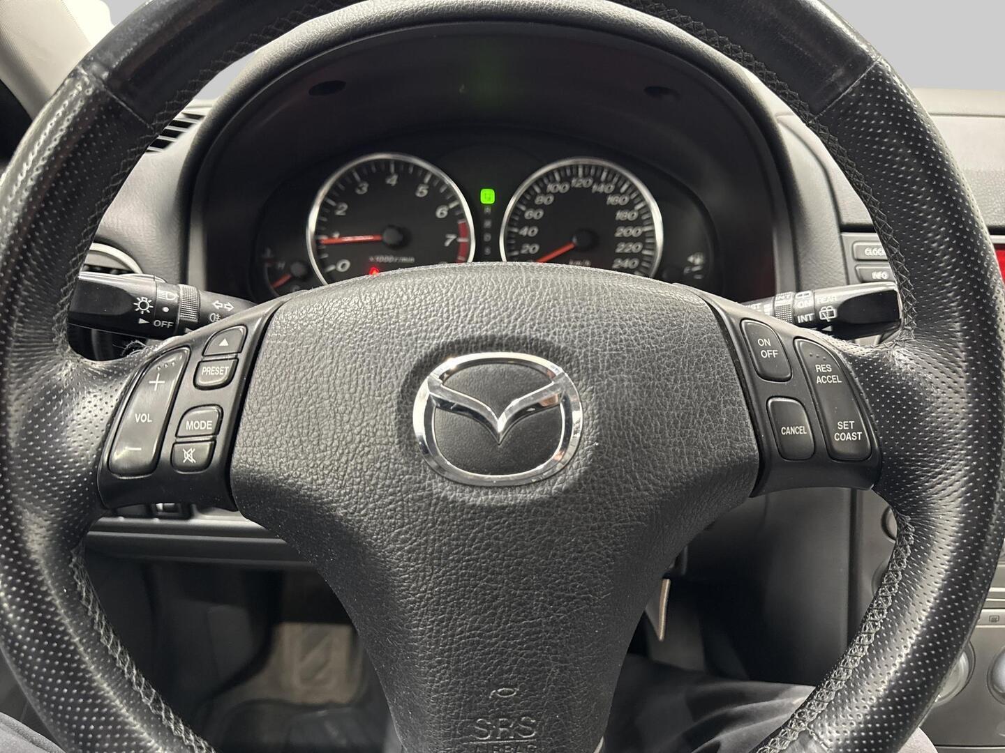 MAZDA 6 2002