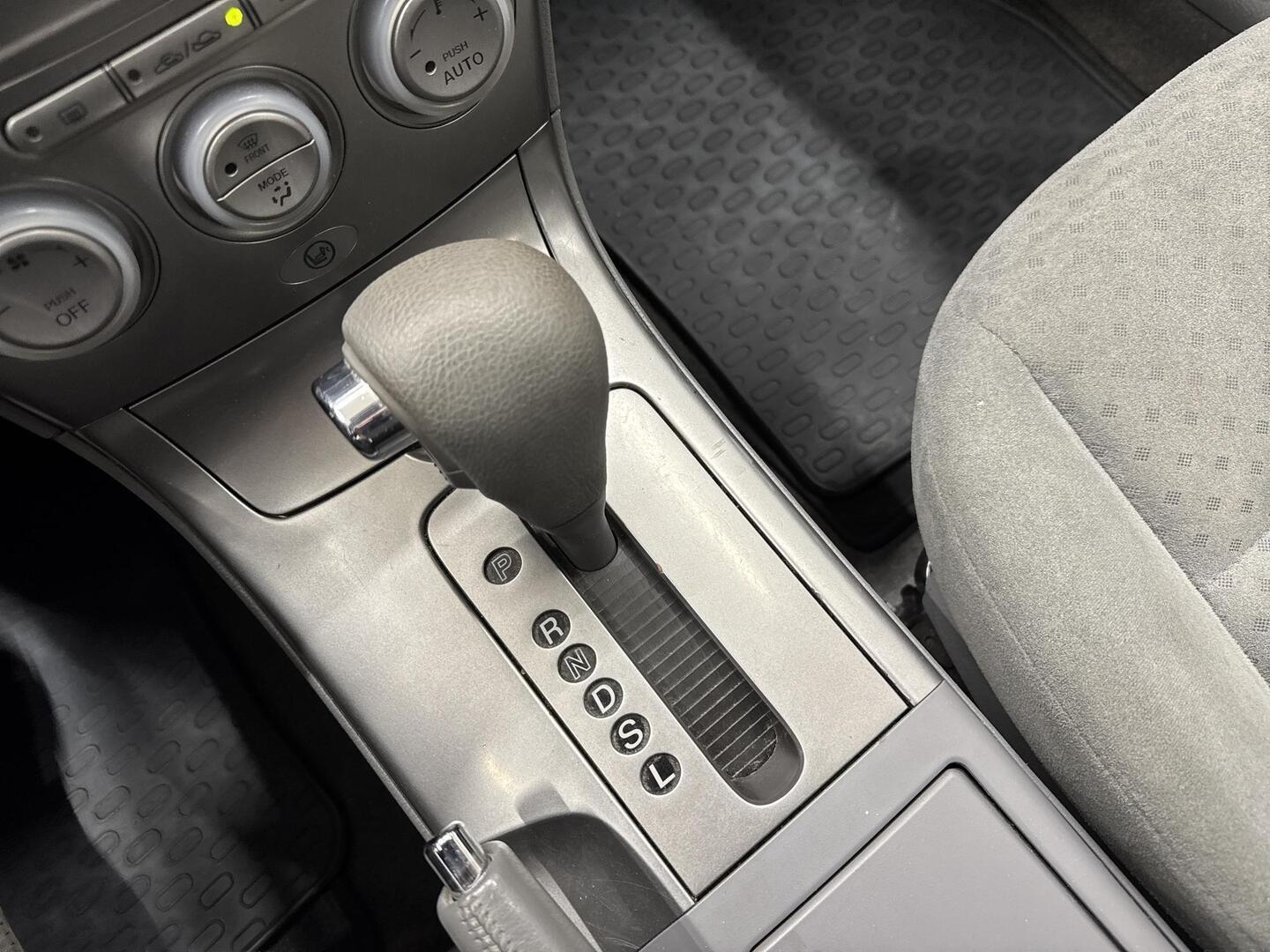 MAZDA 6 2002