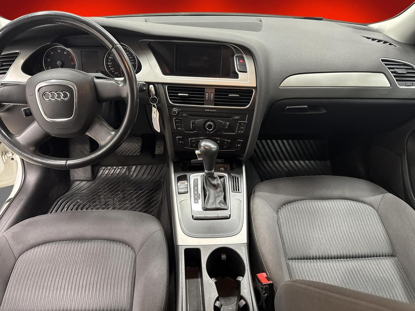 AUDI A4 2010