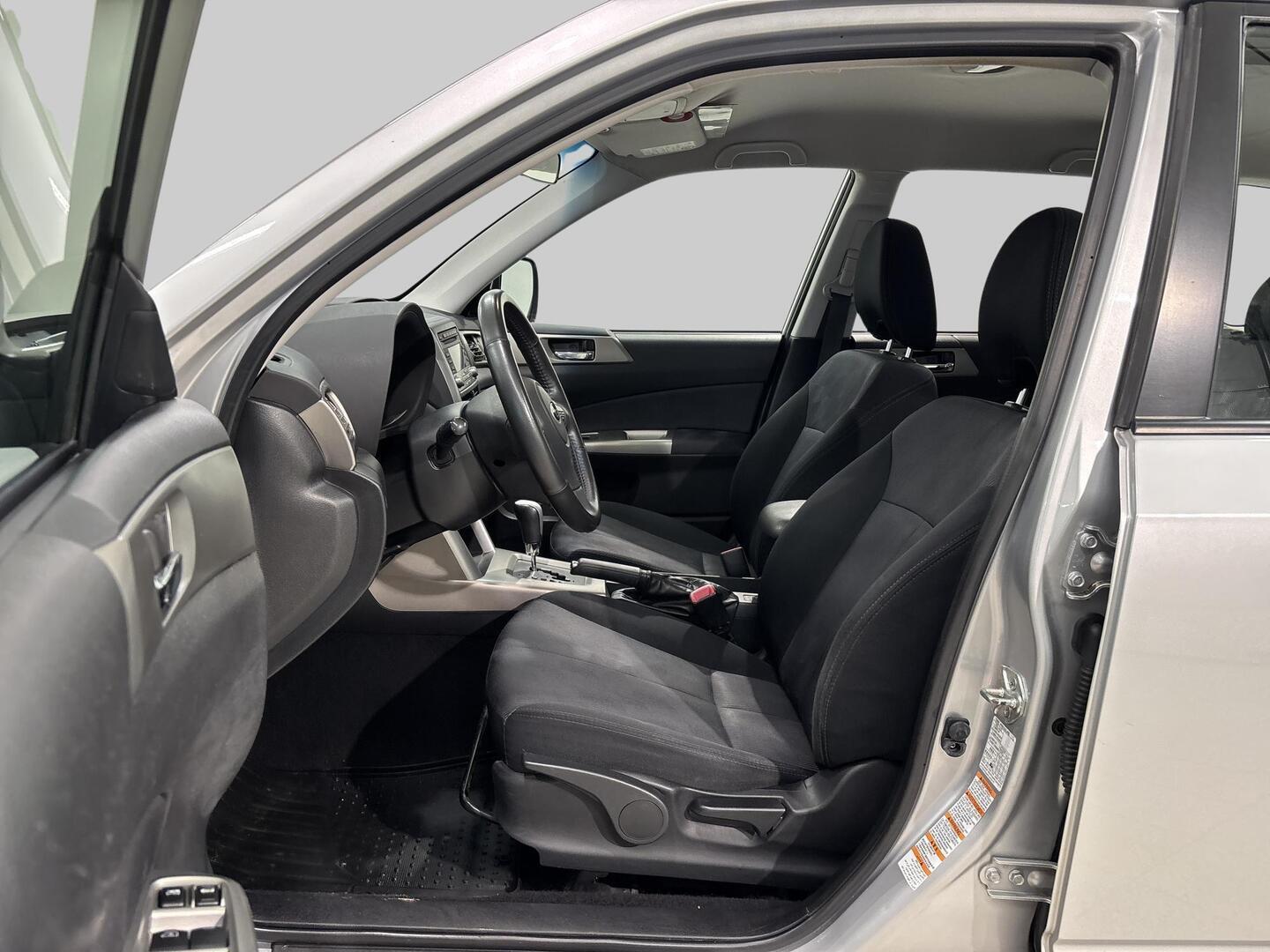 SUBARU Forester 2010