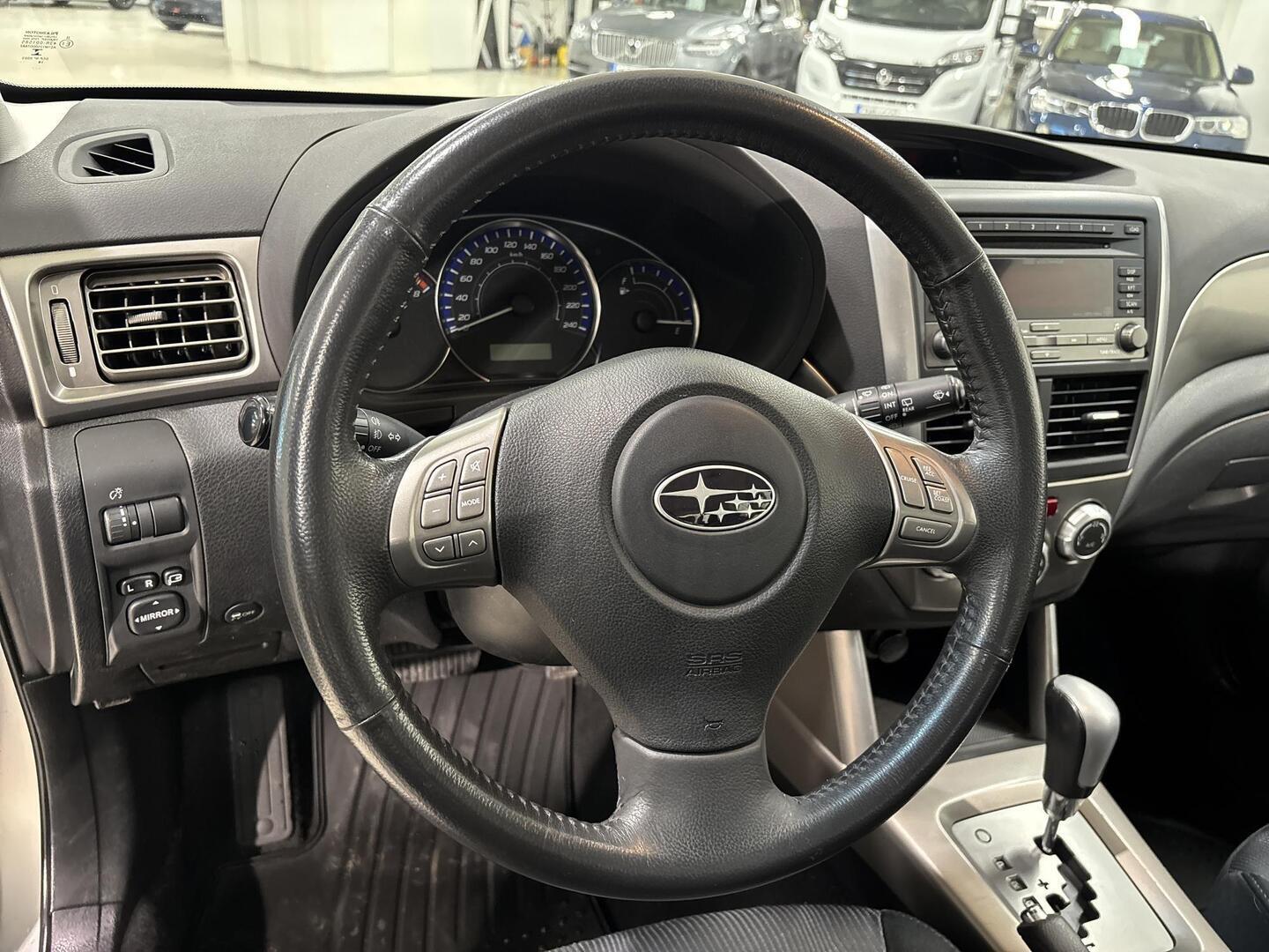 SUBARU Forester 2010