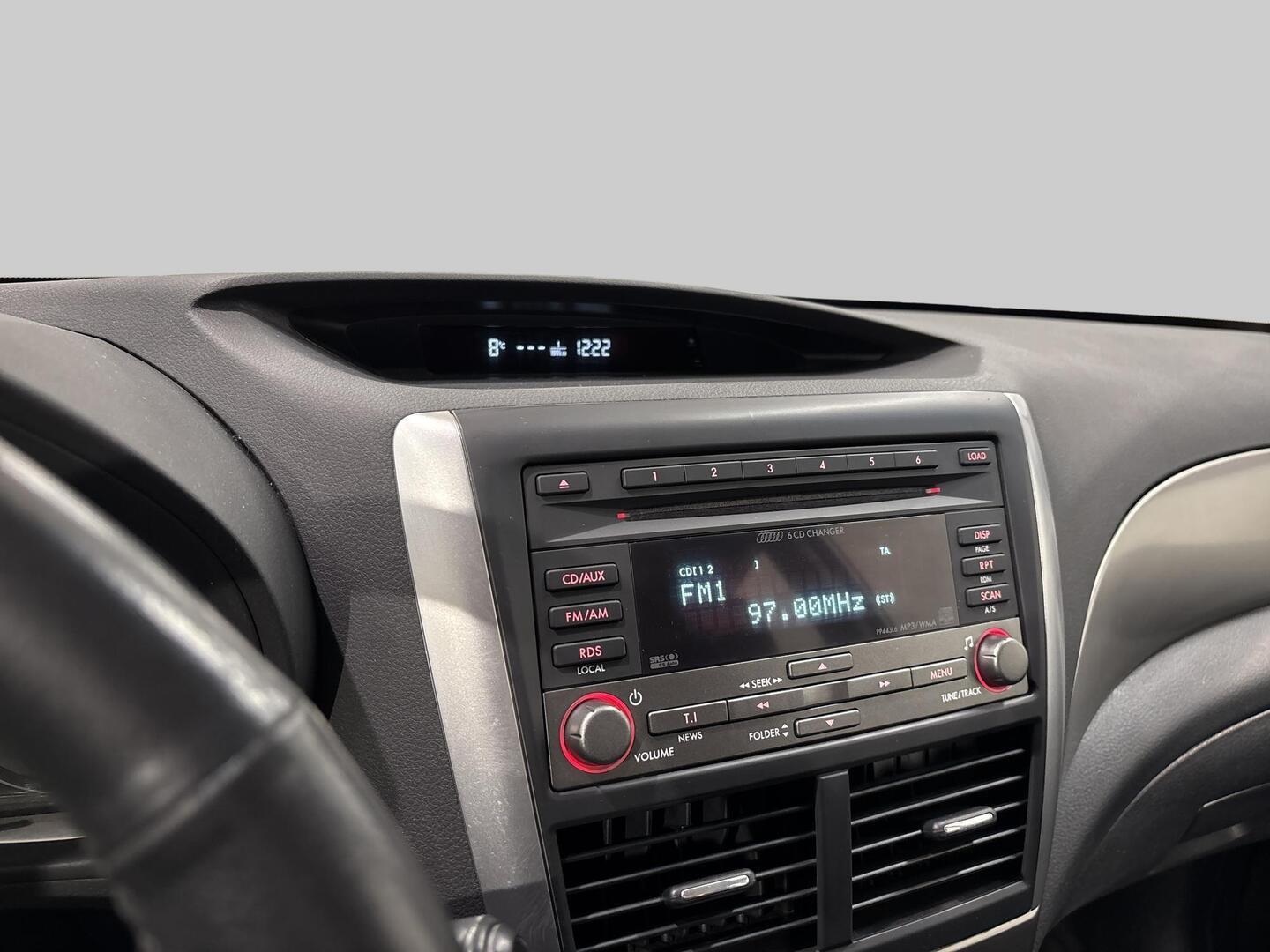 SUBARU Forester 2010