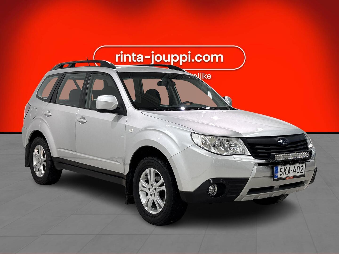 SUBARU Forester 2010