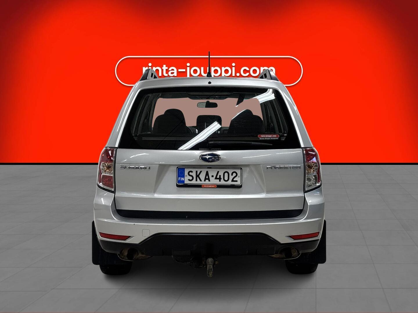 SUBARU Forester 2010