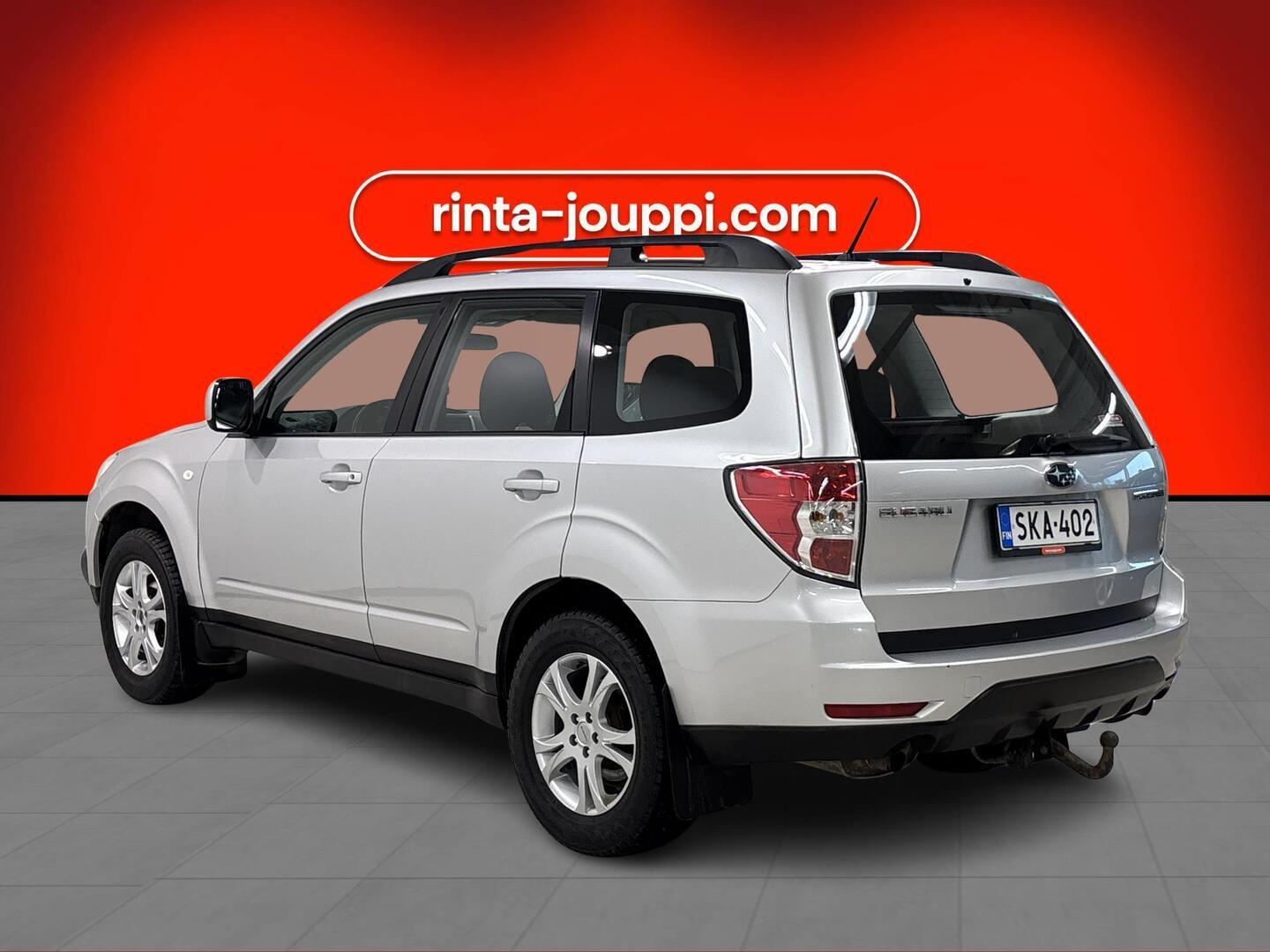 SUBARU Forester 2010