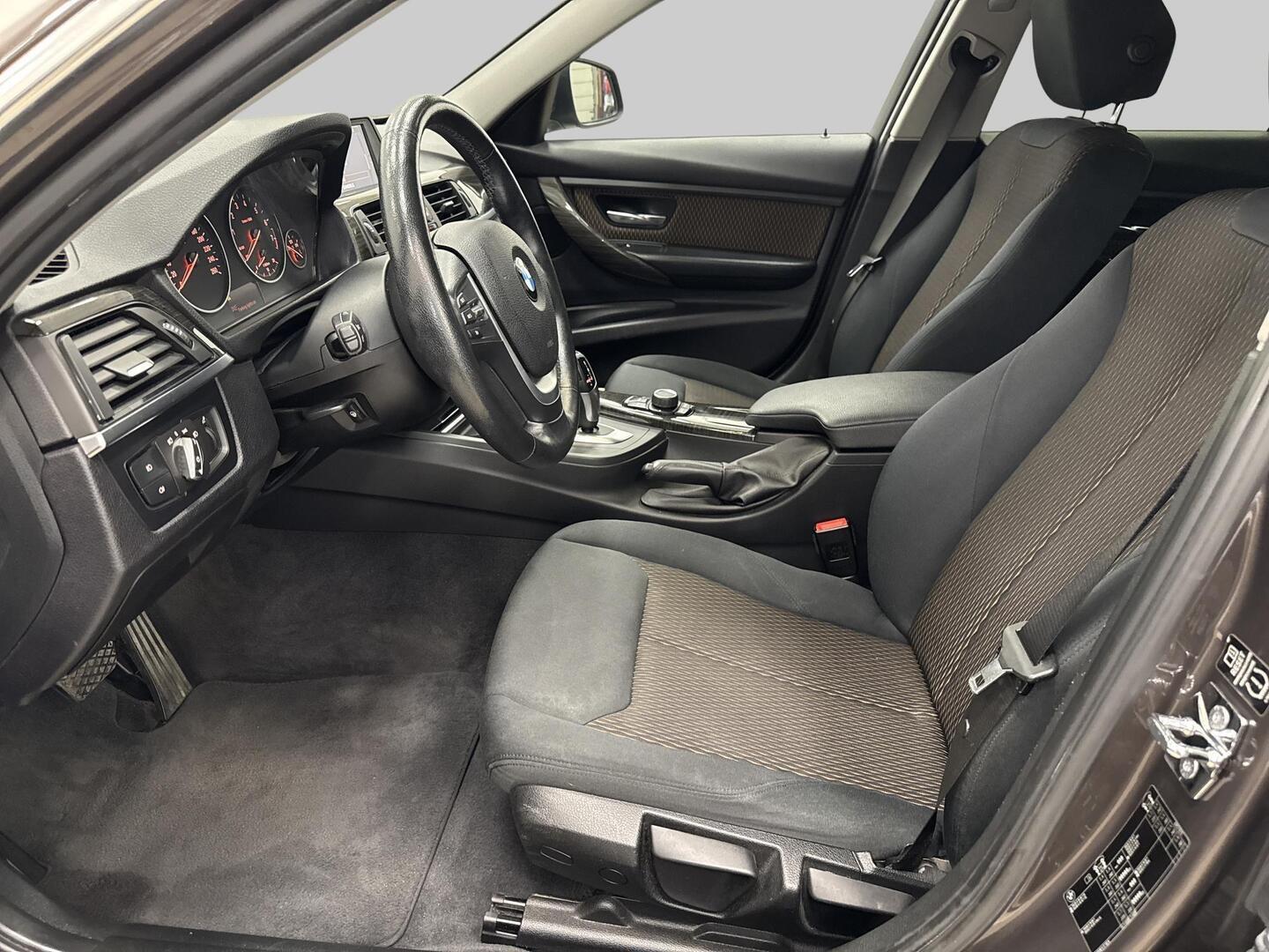 BMW 328 2013