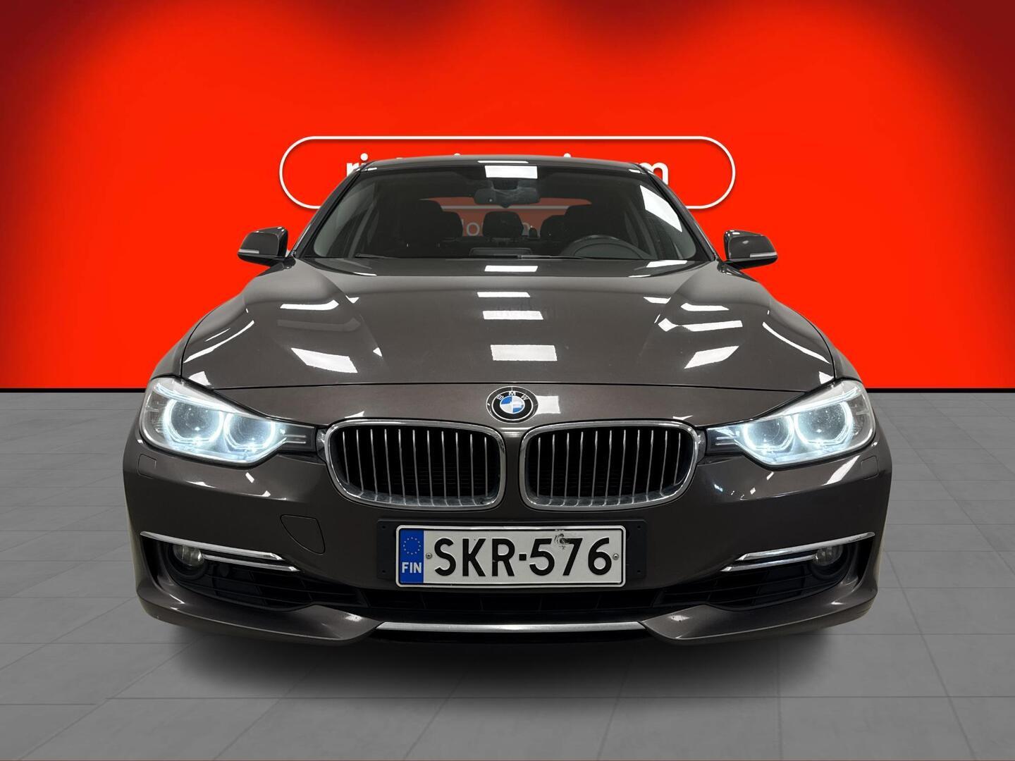 BMW 328 2013