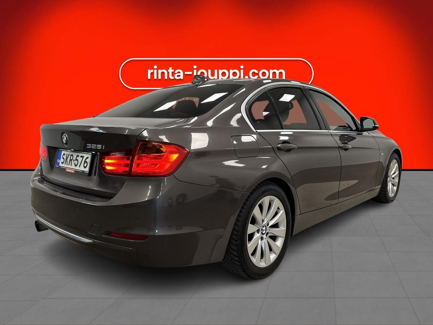BMW 328 2013