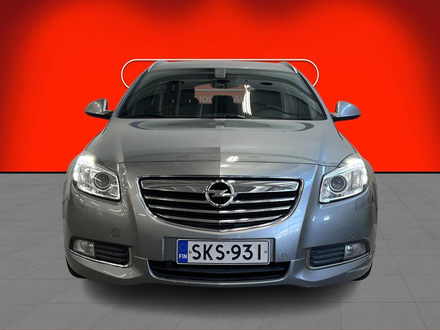 OPEL Insignia 2012